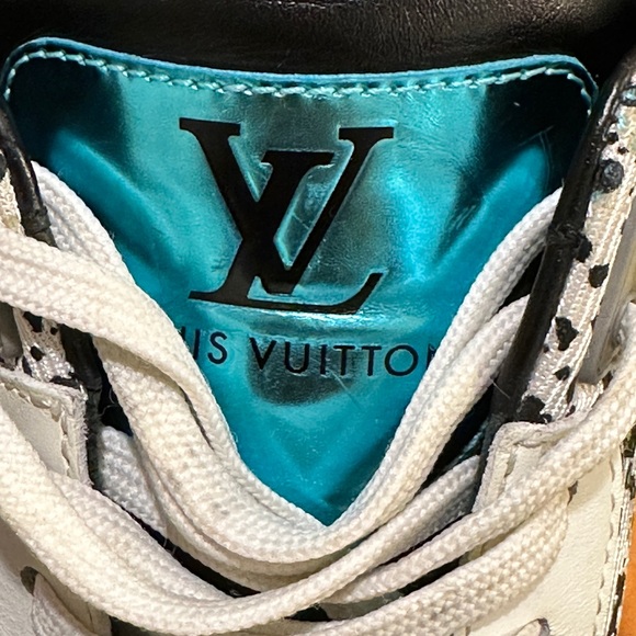 Louis Vuitton Runaway White and Teal Sneakers - Picture 11 of 15